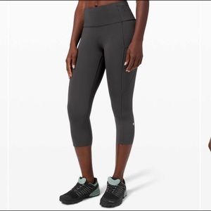 Fast and Free High Rise Crop 23”